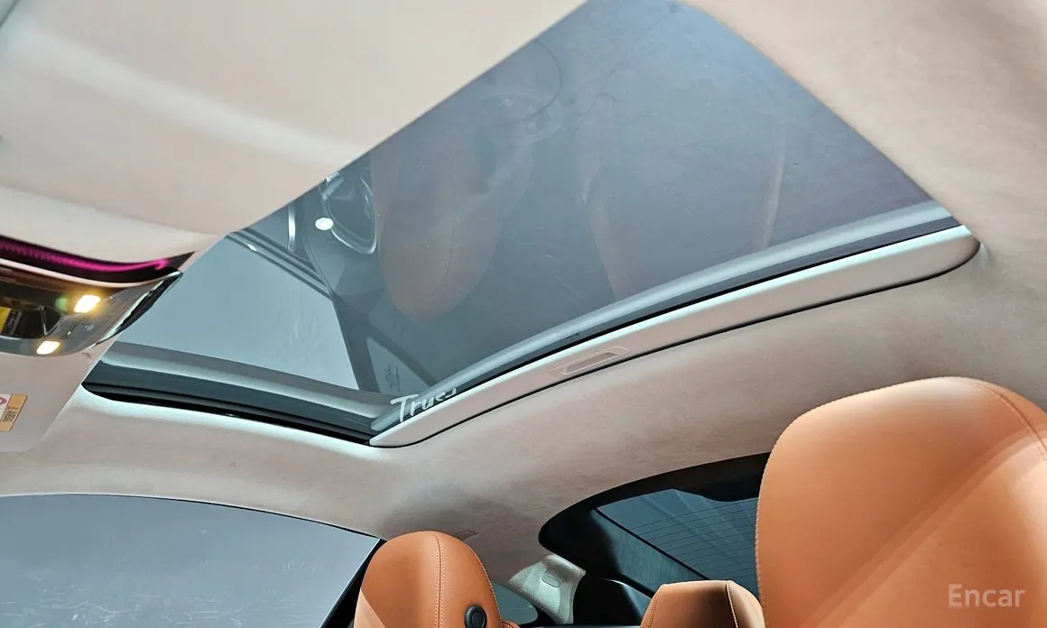 Фото 18 - Mercedes-Benz AMG GT