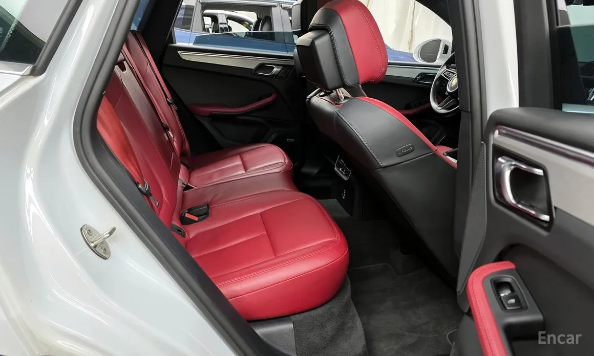 Фото 12 - Porsche Macan