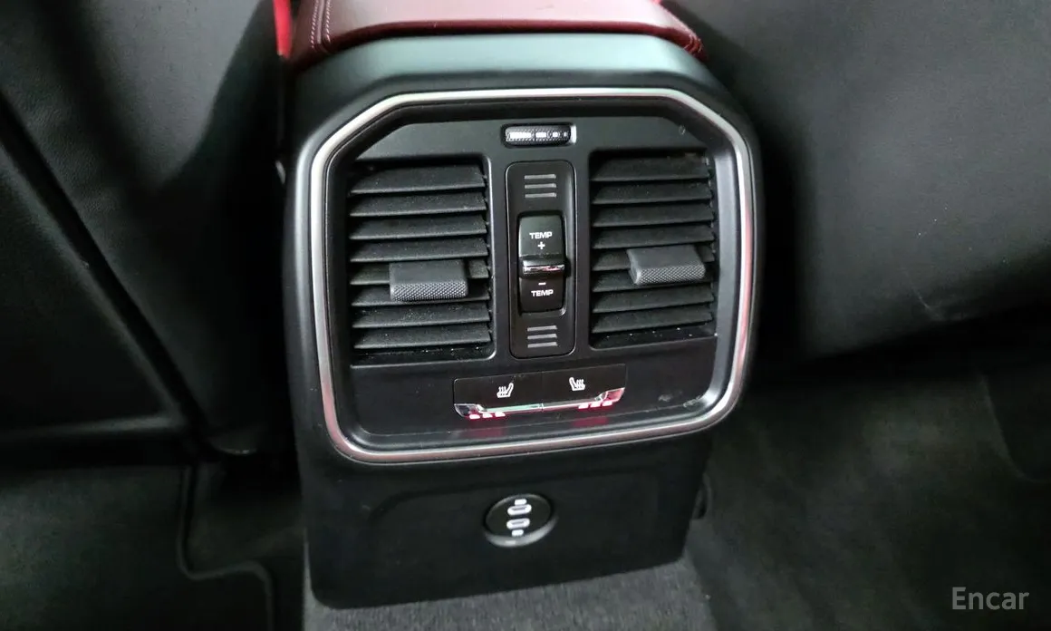 Фото 19 - Porsche Macan