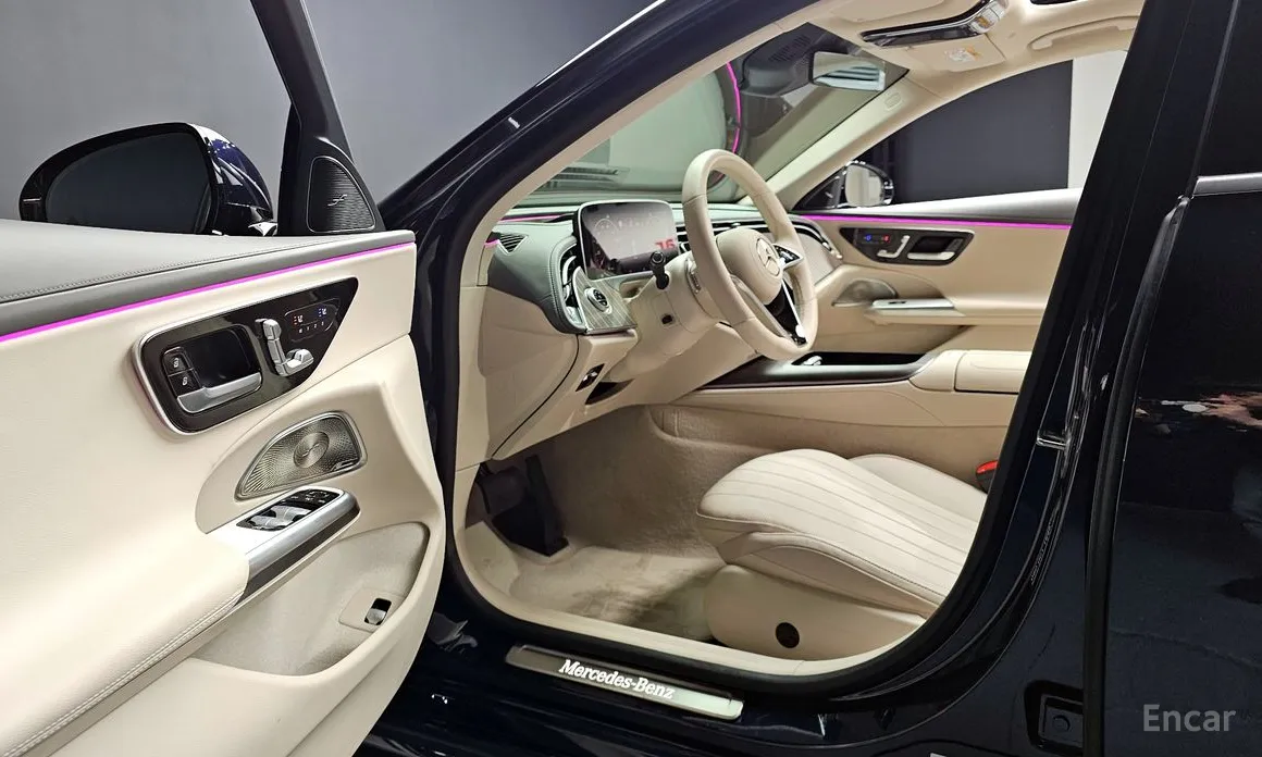 Фото 12 - Mercedes-Benz E-Class