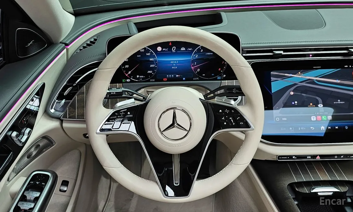 Фото 13 - Mercedes-Benz E-Class