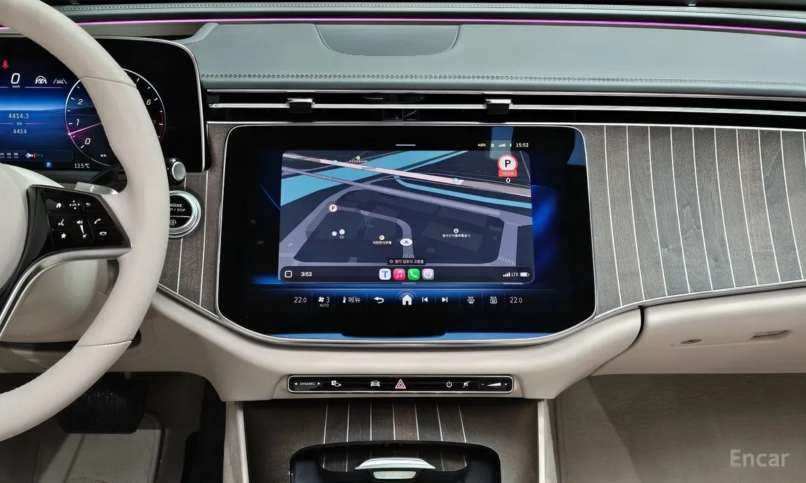 Фото 15 - Mercedes-Benz E-Class