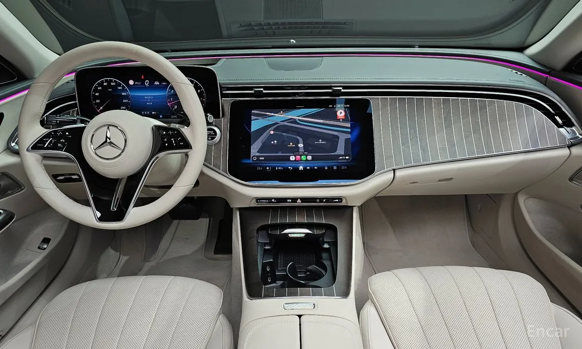 Фото 7 - Mercedes-Benz E-Class