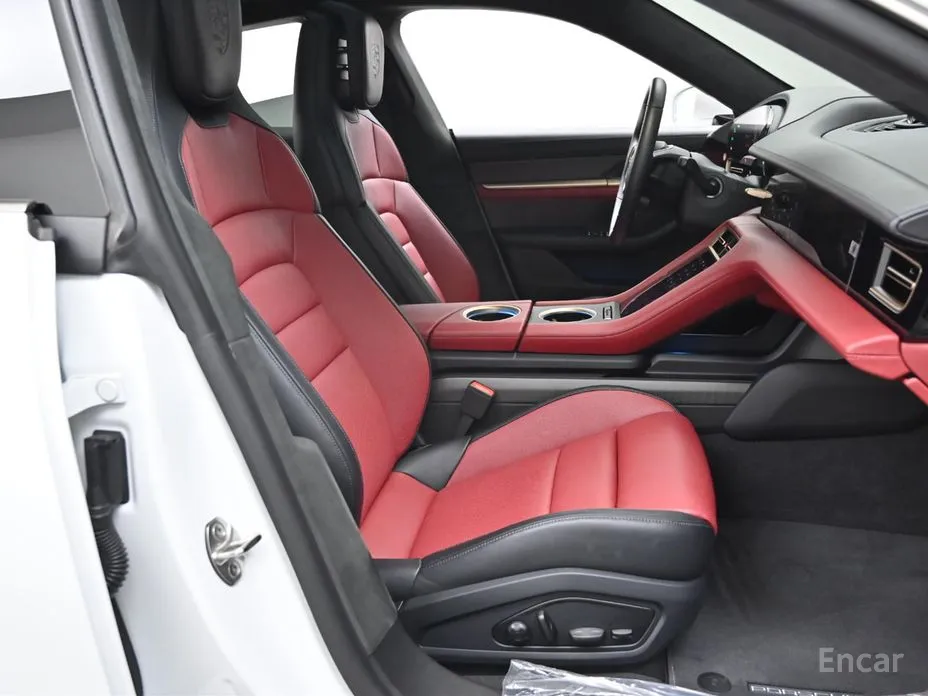 Porsche Taycan 2020 Turbo S
