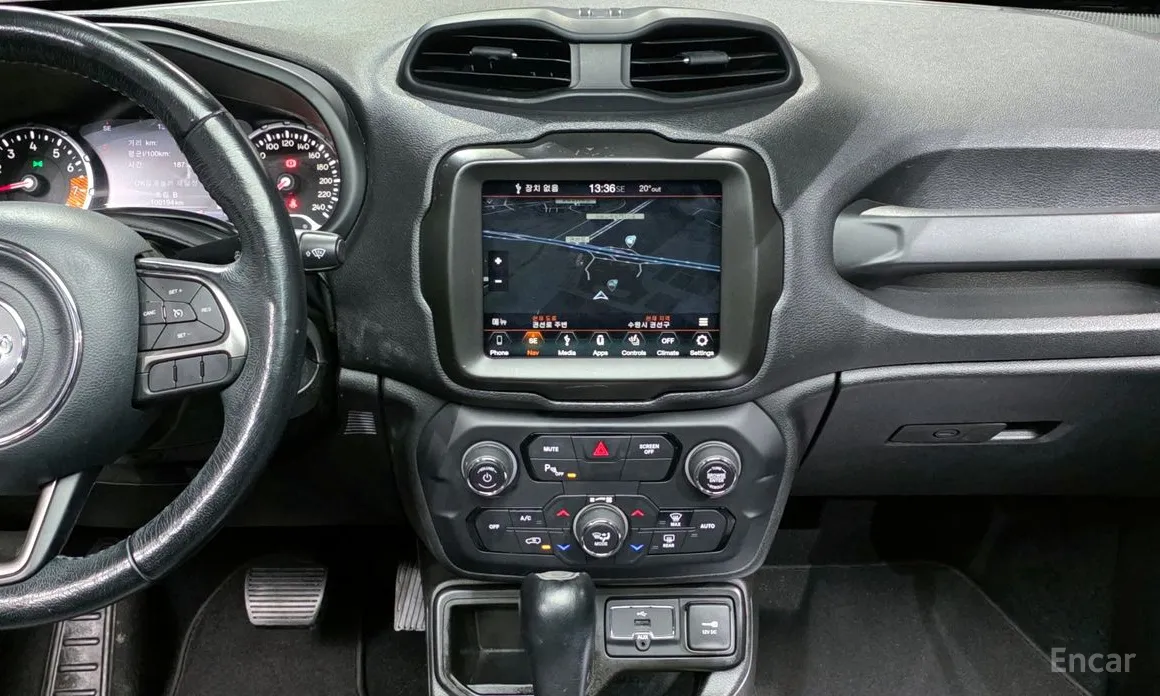 Фото 14 - Jeep Renegade