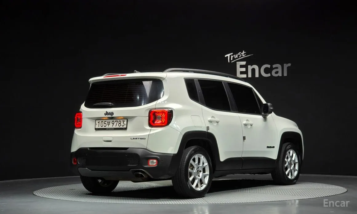 Фото 2 - Jeep Renegade