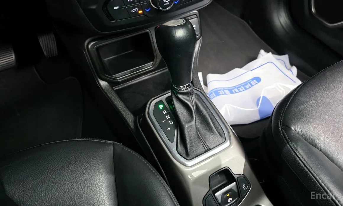 Фото 9 - Jeep Renegade