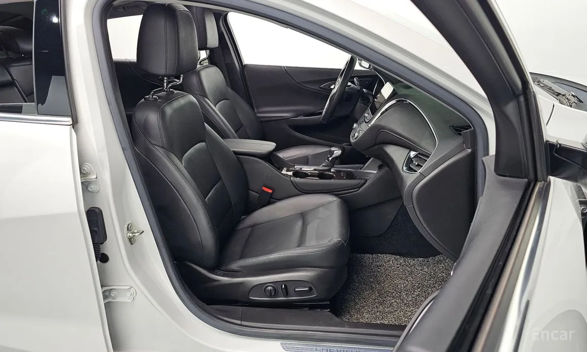 Фото 10 - Chevrolet Malibu