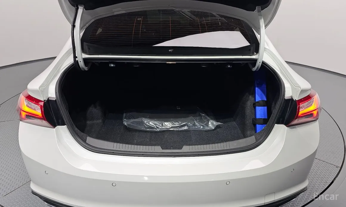 Фото 20 - Chevrolet Malibu