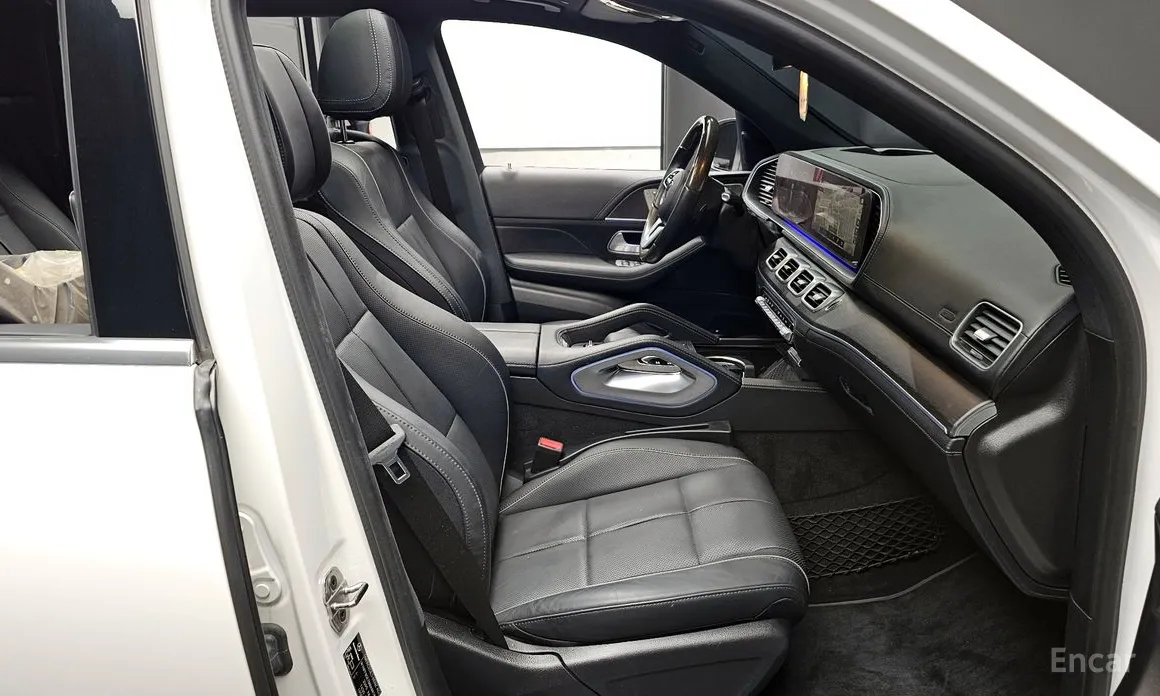 Photo 10 - Mercedes-Benz GLS-Class