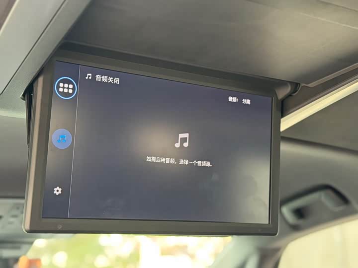 Фото 13 - Toyota Alphard