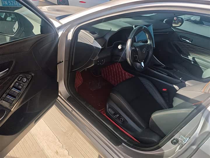 Фото 15 - Toyota Avalon