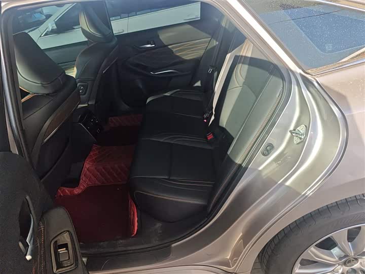 Фото 16 - Toyota Avalon