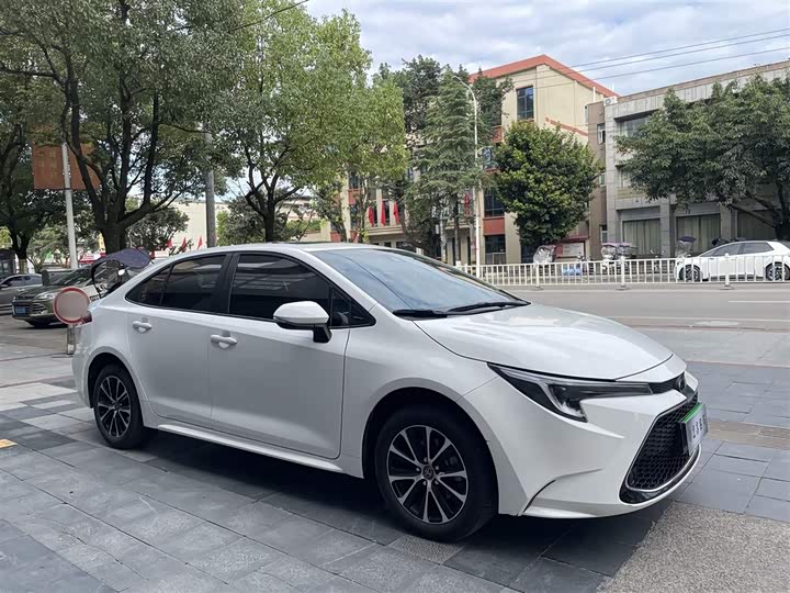 Фото 4 - Toyota Levin