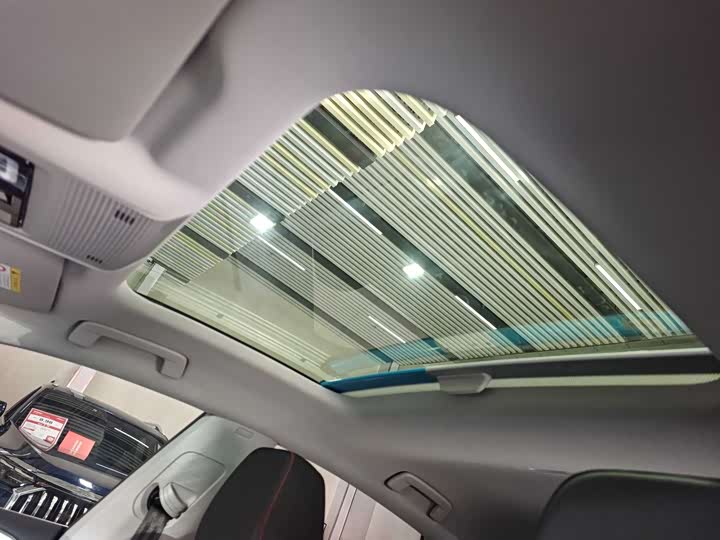 Фото 14 - Volkswagen Lamando L