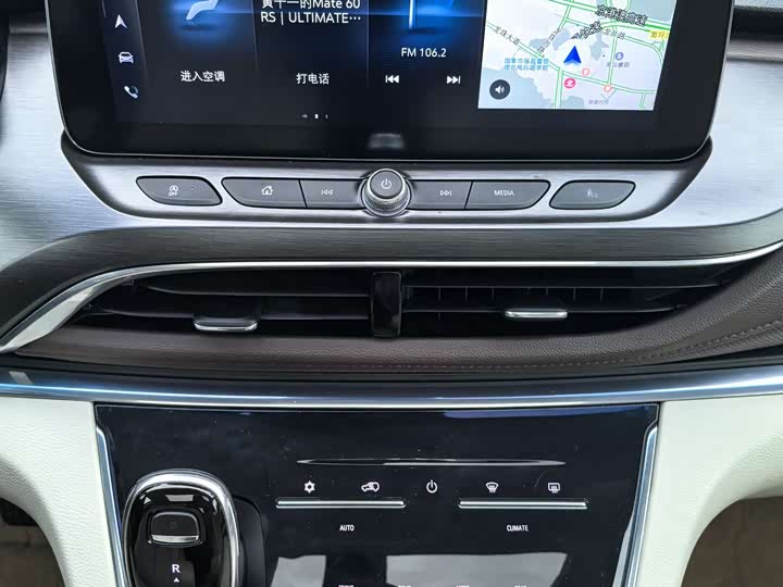 Фото 17 - Buick GL8 ES