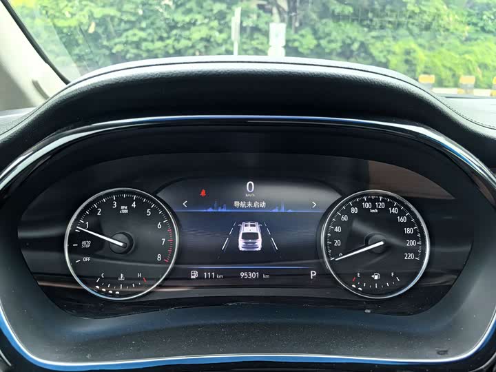 Фото 18 - Buick GL8 ES