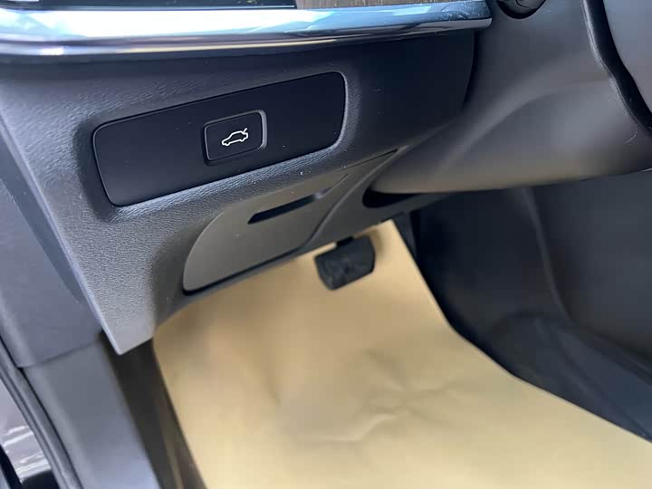 Фото 5 - Volvo S90