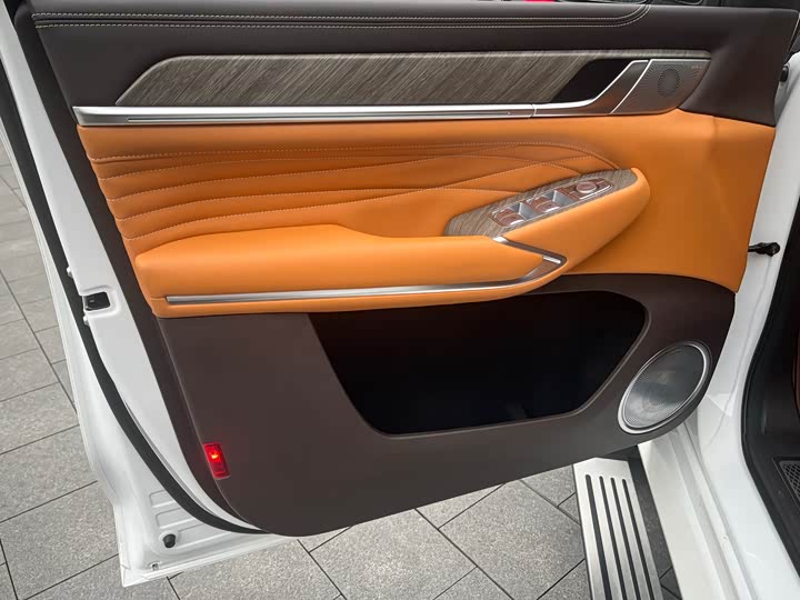 Фото 6 - Tank 500