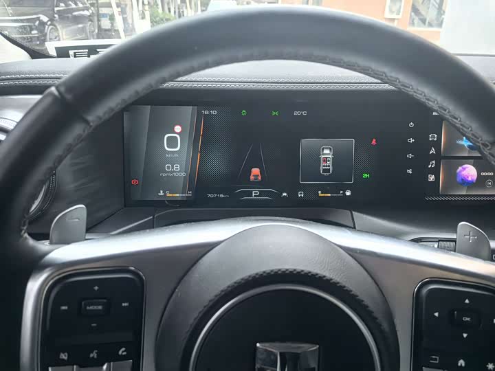 Фото 14 - Tank 300