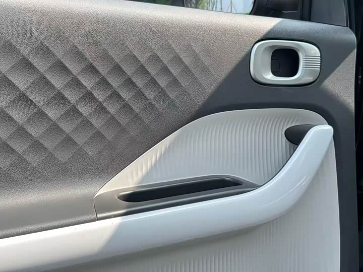 Фото 12 - Geely Galaxy Panda Mini