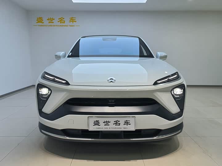 Фото 2 - Nio EC6