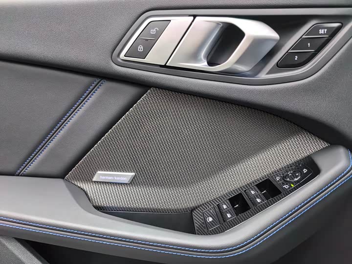 Фото 17 - BMW 2 Series