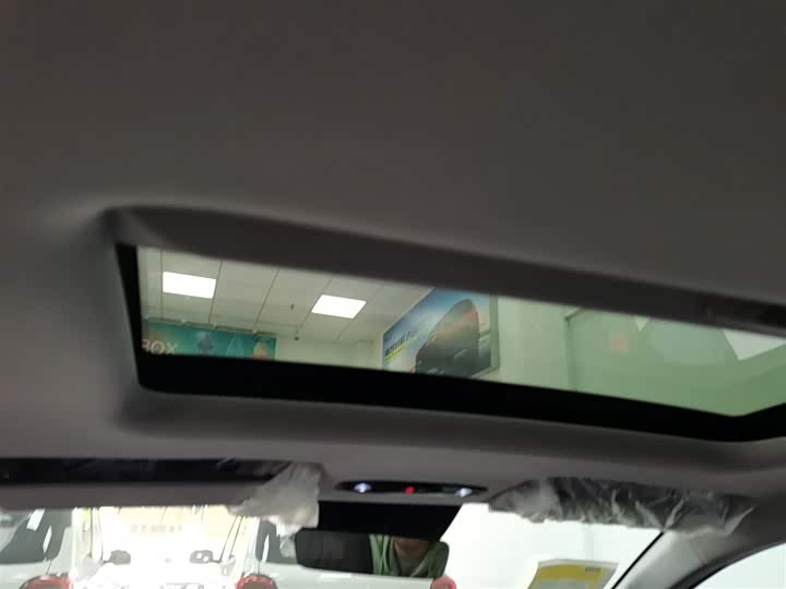 Фото 18 - Geely Galaxy L6