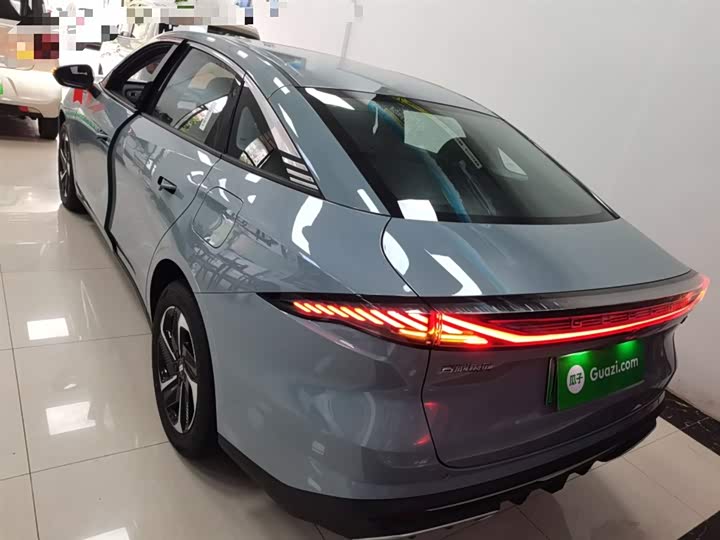 Фото 6 - Geely Galaxy L6