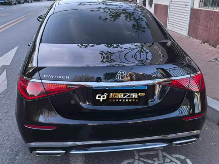 Фото 3 - Mercedes-Benz Maybach S-Class