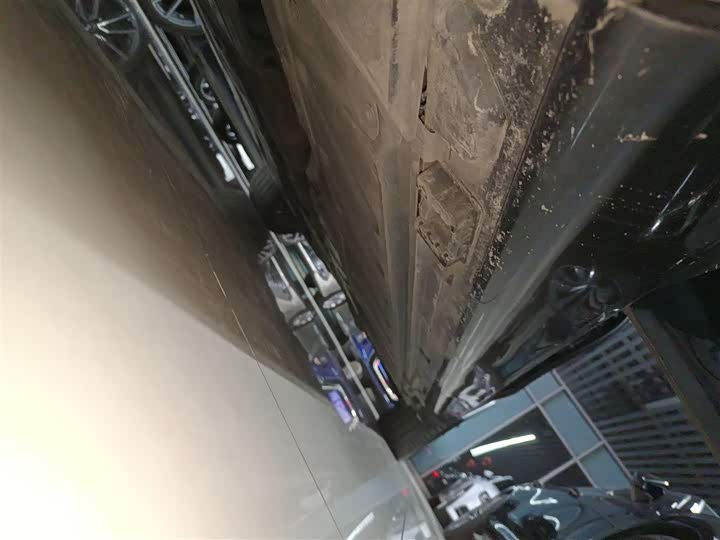 Фото 18 - Mercedes-Benz E-Class