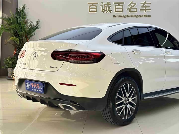 Фото 8 - Mercedes-Benz GLC-Class Coupe
