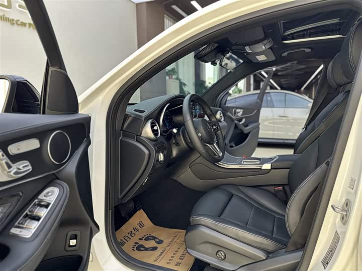 Фото 9 - Mercedes-Benz GLC-Class Coupe