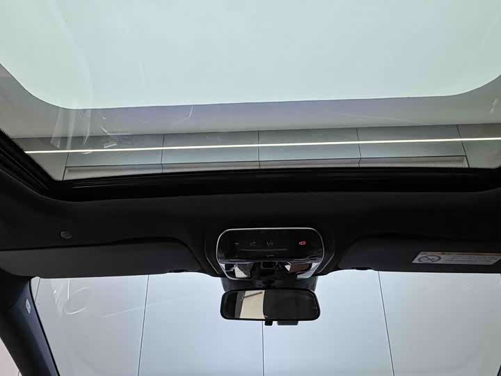 Фото 16 - Mercedes-Benz C-Class