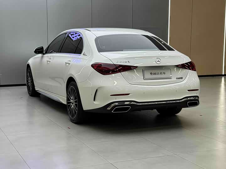 Фото 20 - Mercedes-Benz C-Class