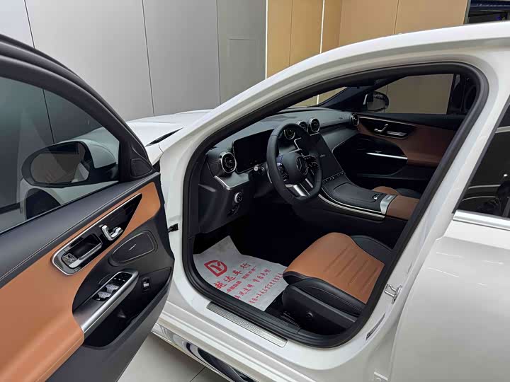 Фото 9 - Mercedes-Benz C-Class