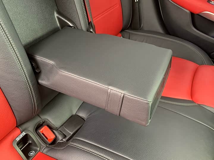 Фото 29 - Mercedes-Benz CLA-Class AMG