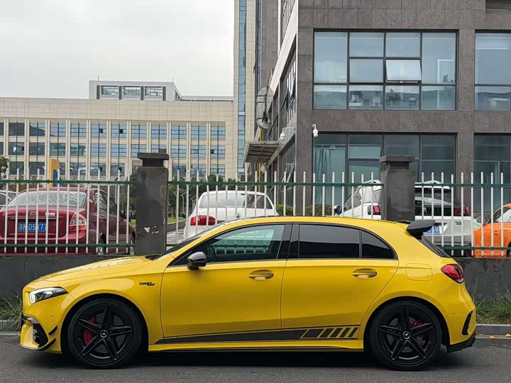 Фото 3 - Mercedes-Benz A-Class AMG