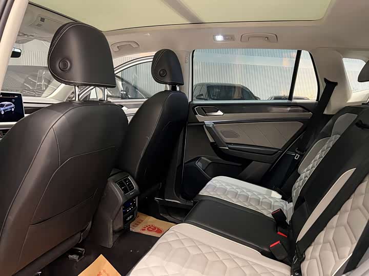 Фото 6 - Volkswagen Tayron