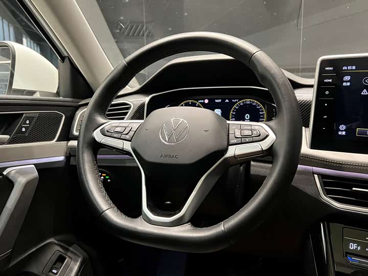 Фото 8 - Volkswagen Tayron