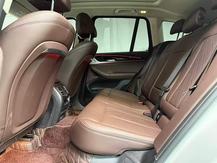 Фото 13 - BMW X3