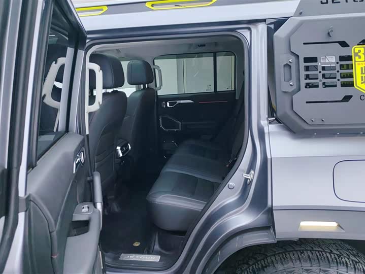 Фото 11 - Jetour T2