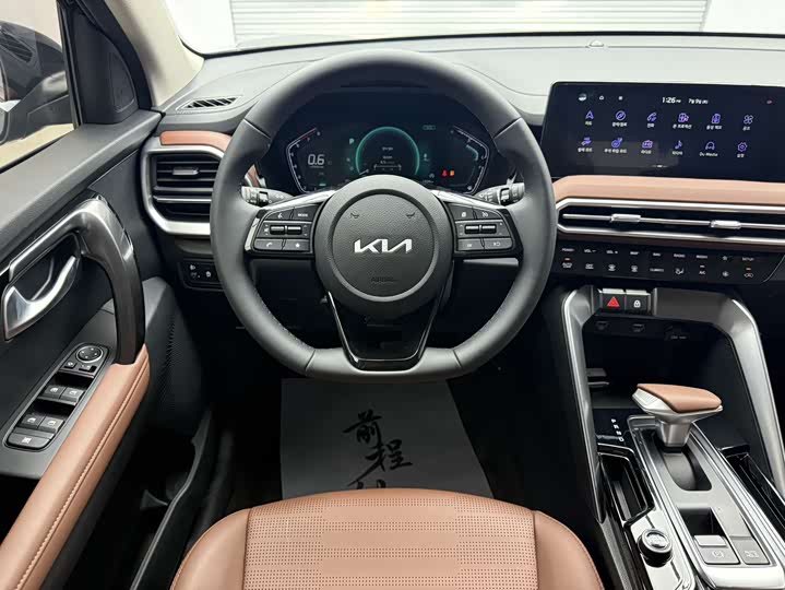 Фото 13 - Kia Sportage GT-line