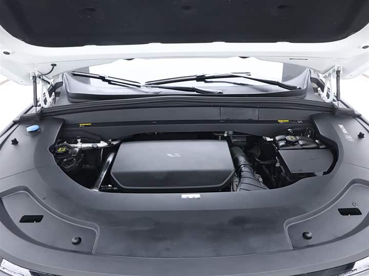 Фото 17 - LiXiang L7