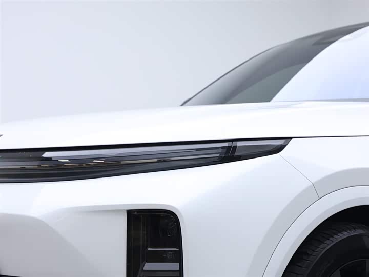 Фото 18 - LiXiang L7