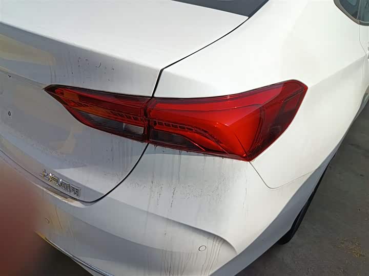 Фото 8 - Buick Verano