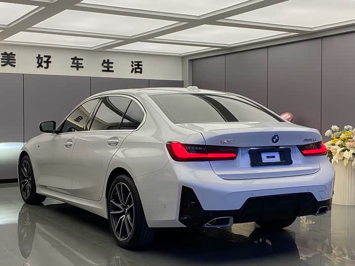 Фото 13 - BMW 3 Series