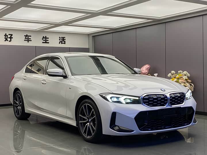 Фото 3 - BMW 3 Series