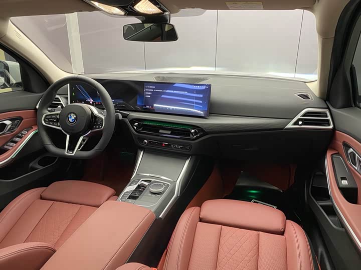 Фото 7 - BMW 3 Series