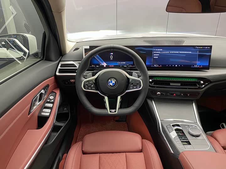 Фото 8 - BMW 3 Series